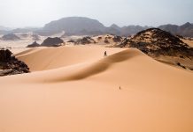 Limpeza interior no deserto