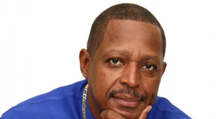 Marquinho Sathan, voz privilegiada de ouro maciço do samba.