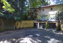 Business – Bela e confortável casa triplex no Humaitá á venda, está a cinco minutos a pé, da Lagoa Rodrigo de Freitas na zona sul do Rio de Janeiro.