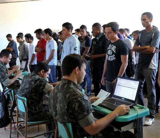 Crônica – Excesso de Contingente