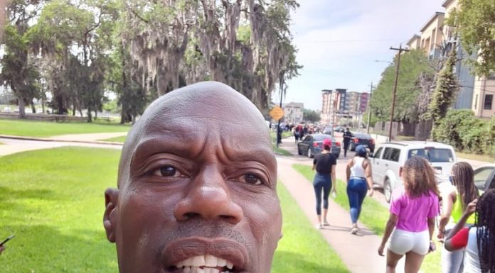 Crônica – “When the pain of staying the same grows louder than the pain of change, then change inevitably happens.”