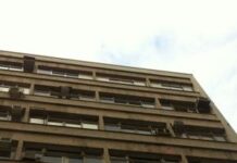 Business – Ótima sala comercial à venda no centro, no coração, do Rio de Janeiro.