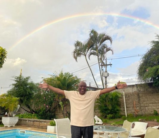 Belíssimos vídeos – Músicas que embalam, adoçam, fazem parte e colorem a minha vida. Vamos juntos?