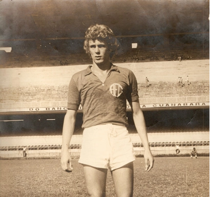 Crônica – Mauro Pedrazzi, Excelente e Super Talentoso, Ex-Atleta Profissional de Futebol do América do Rio.