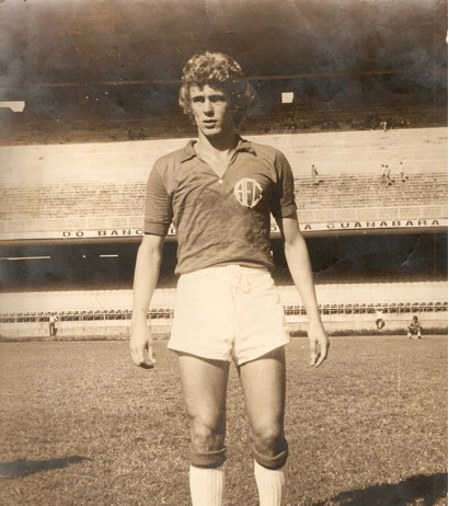 Crônica – Mauro Pedrazzi, Excelente e Super Talentoso, Ex-Atleta Profissional de Futebol do América do Rio.