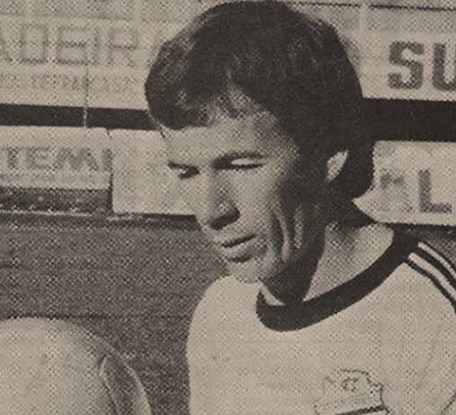 VIP – Tadeu Ricci, a sutileza com a bola, como os imortais mestres e nobres deste esporte chamado futebol.