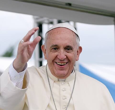 O Papa Francisco, foi a magia, a simplicidade, o amor explícito, irrestrito em um só ser humano.