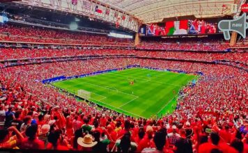 A seleção do Congo estreou no Houston Stadium, em Houston, Texas (EUA), conquistando um empate histórico por 1 a 1 contra Portugal.